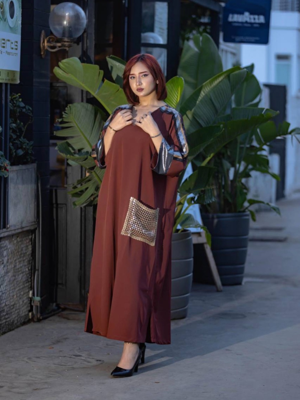 Elegant Maroon Womens Dress with Metallic Sleeve Accents - Picture 2 of 8